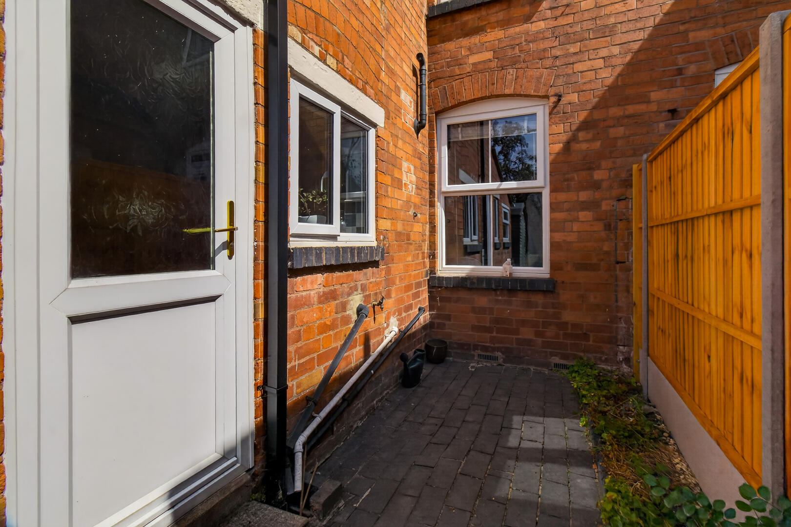 Victoria Avenue, Worcester